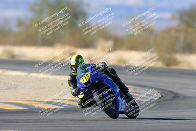 media/Jan-10-2025-CVMA Friday Practice (Fri) [[489e0da257]]/Group 4 and Trackday/Session 5 (Turn 7)/